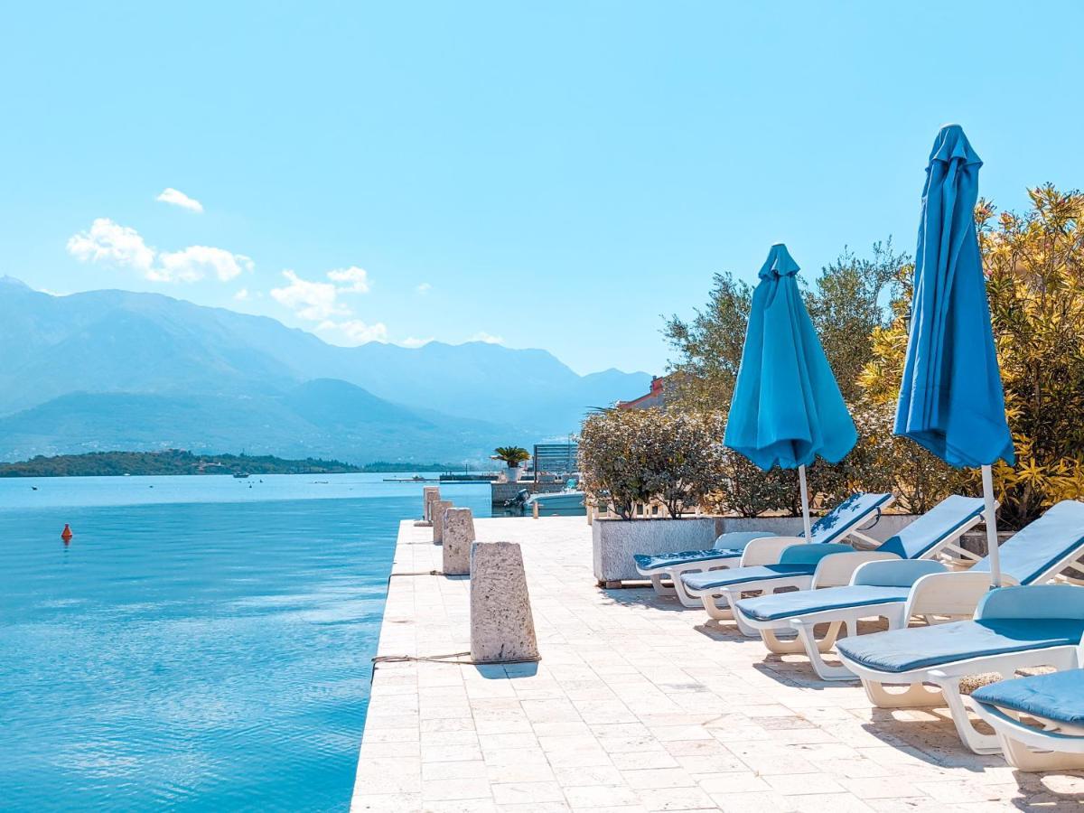 Apartments Maestral Tivat Exterior photo