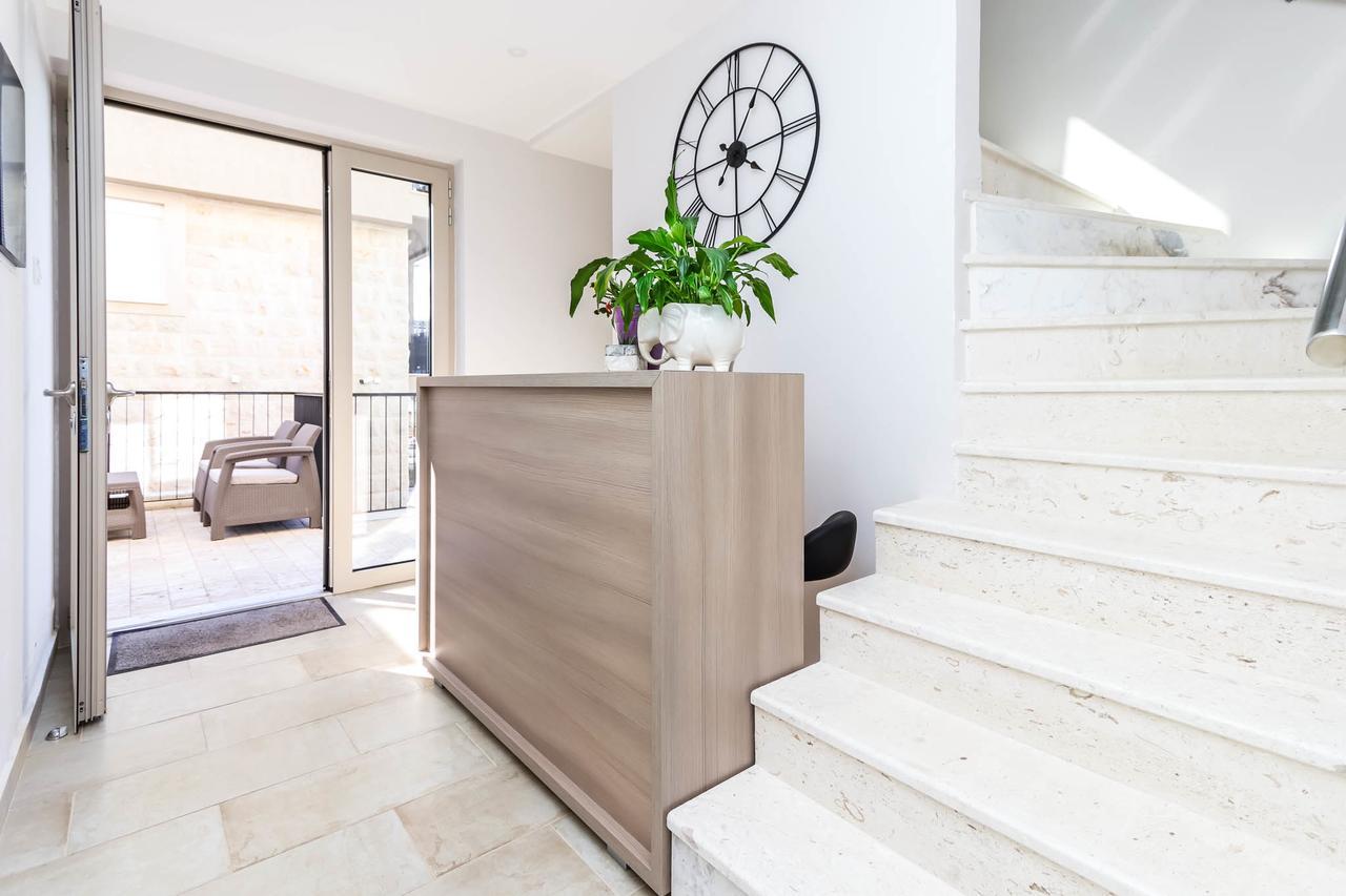 Apartments Maestral Tivat Exterior photo