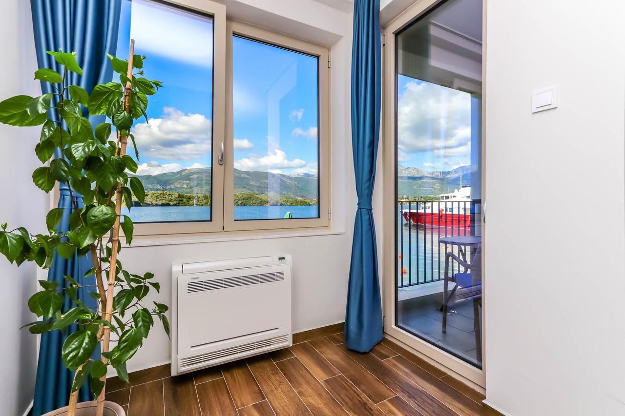 Apartments Maestral Tivat Exterior photo