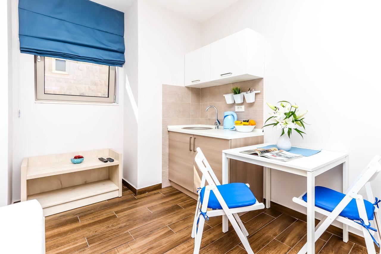 Apartments Maestral Tivat Exterior photo